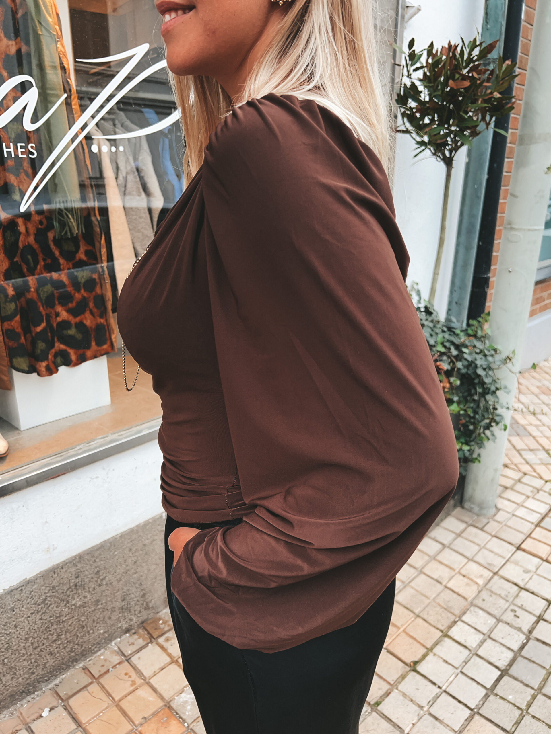 Vattenfallsringad Blus - Chocolate - Bild 5