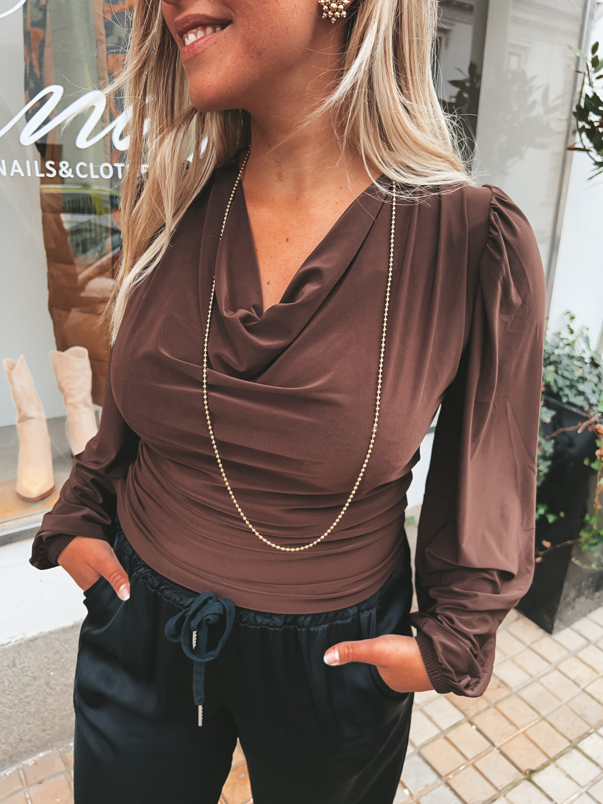 Vattenfallsringad Blus - Chocolate