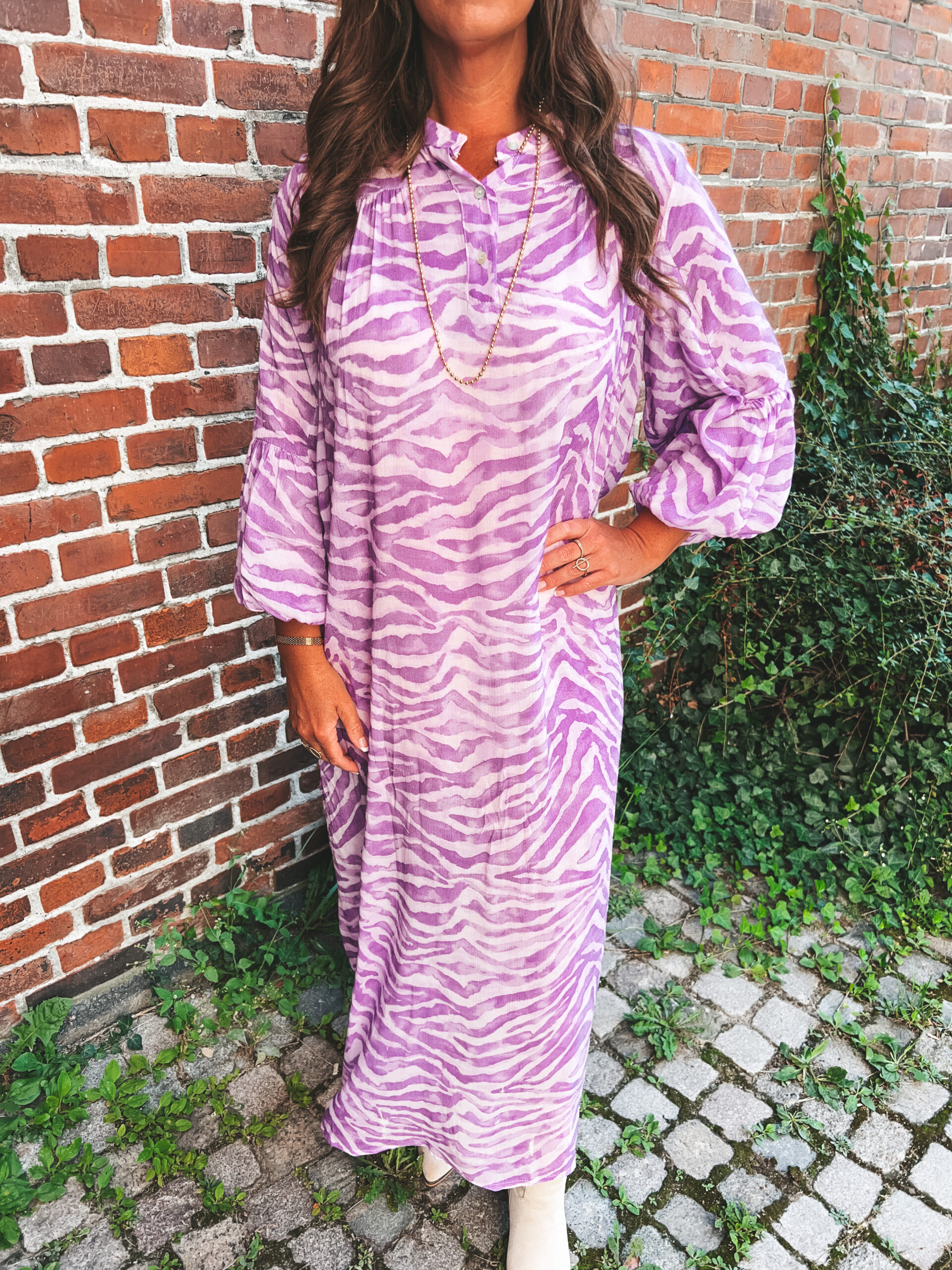 Viskosklänning - Violet Zebra - Bild 4