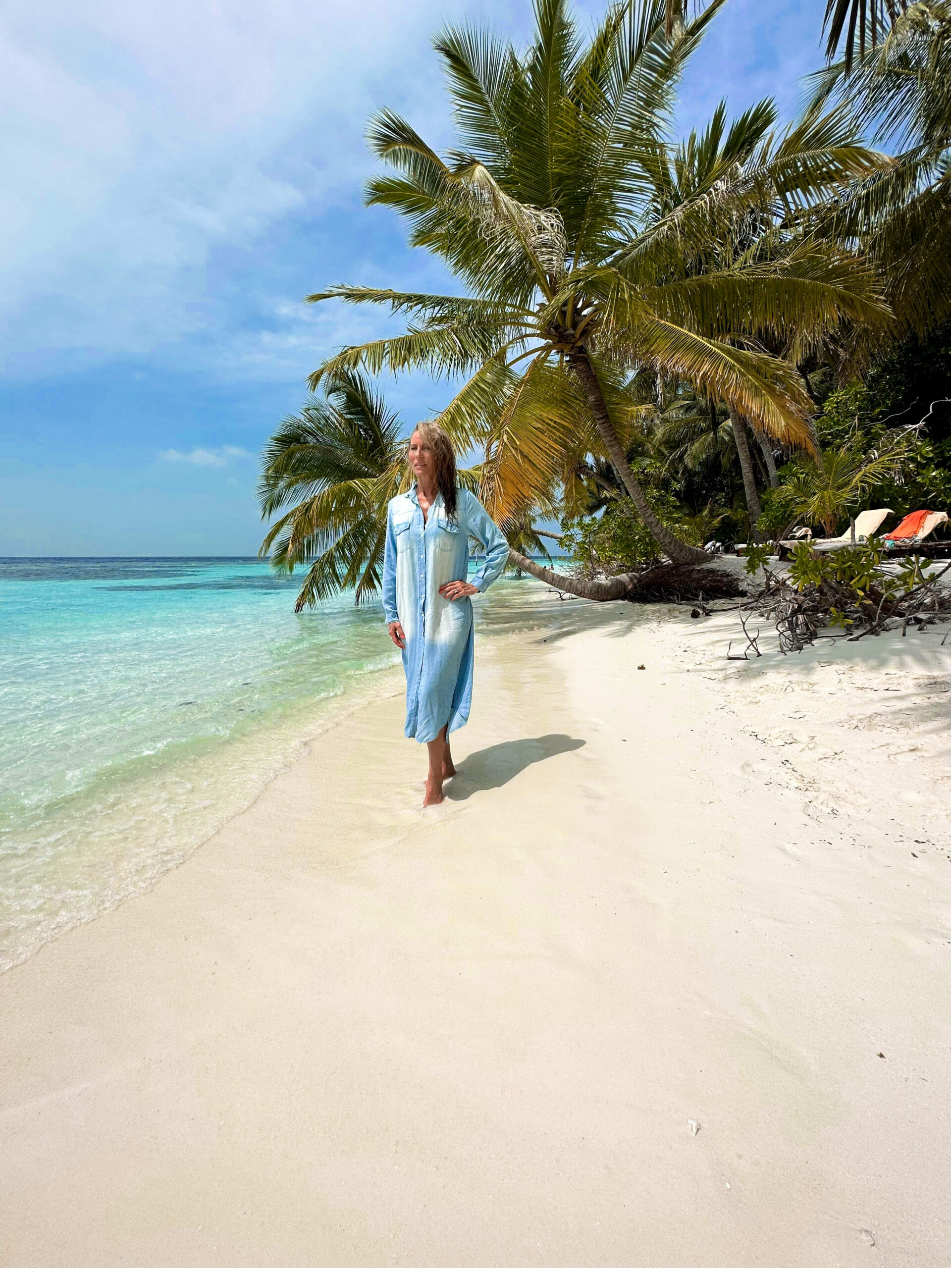 Lång Jeansskjorta - Light Wash - Bild 2