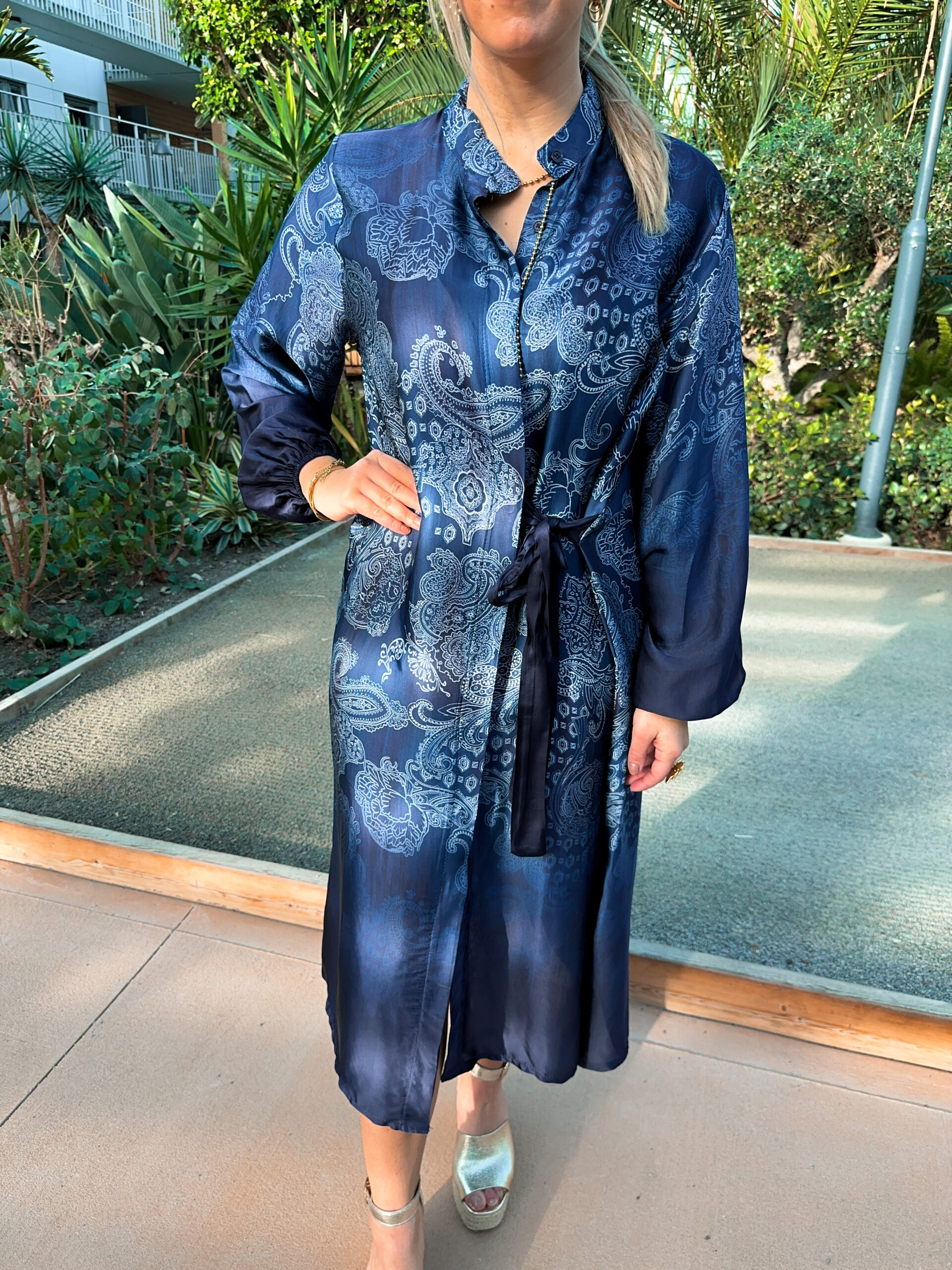 Paisleymönstrad Silkesklänning - Marinblå - Bild 5