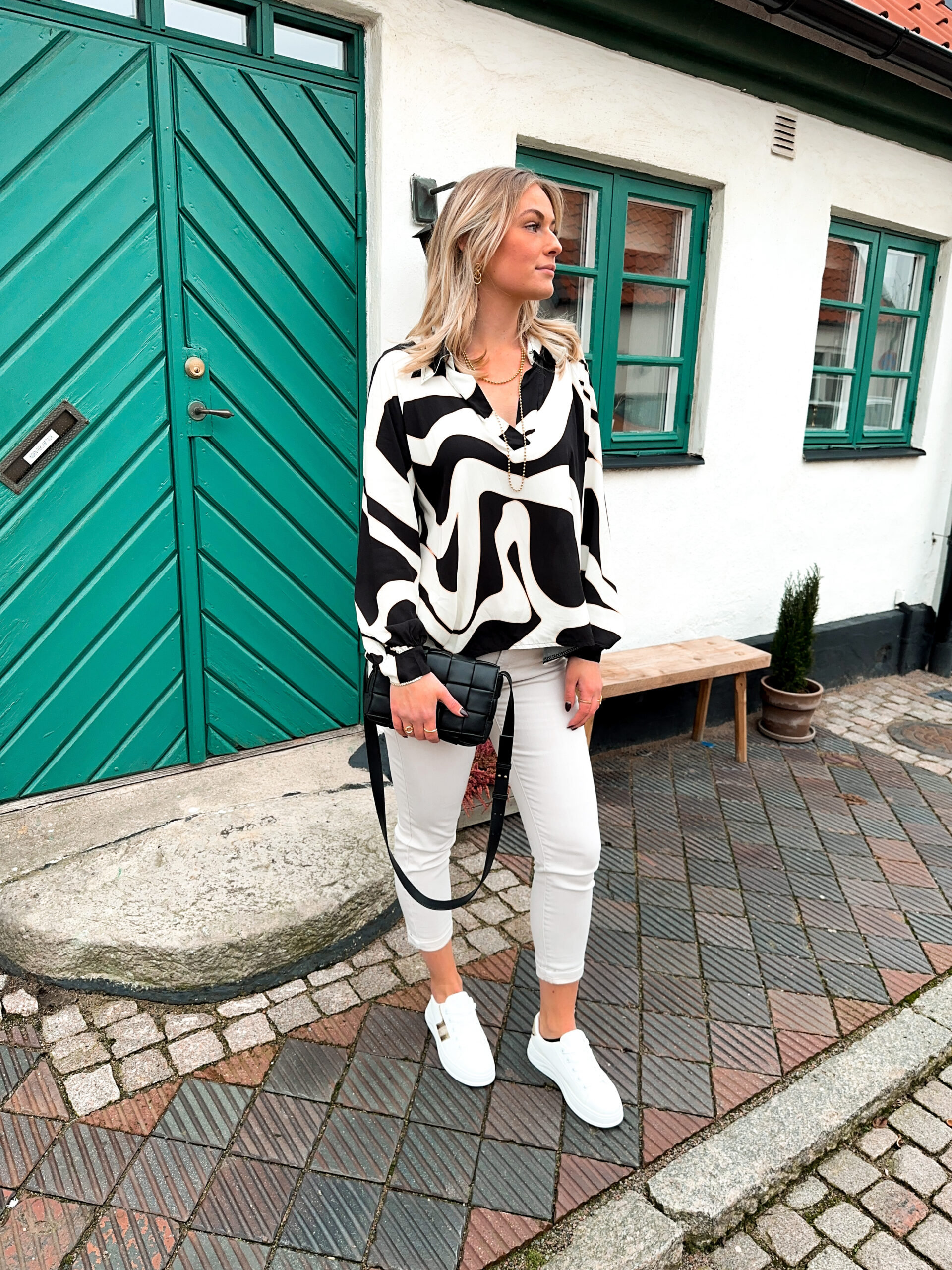 Mönstrad Blus - Svart/Vit - Bild 2