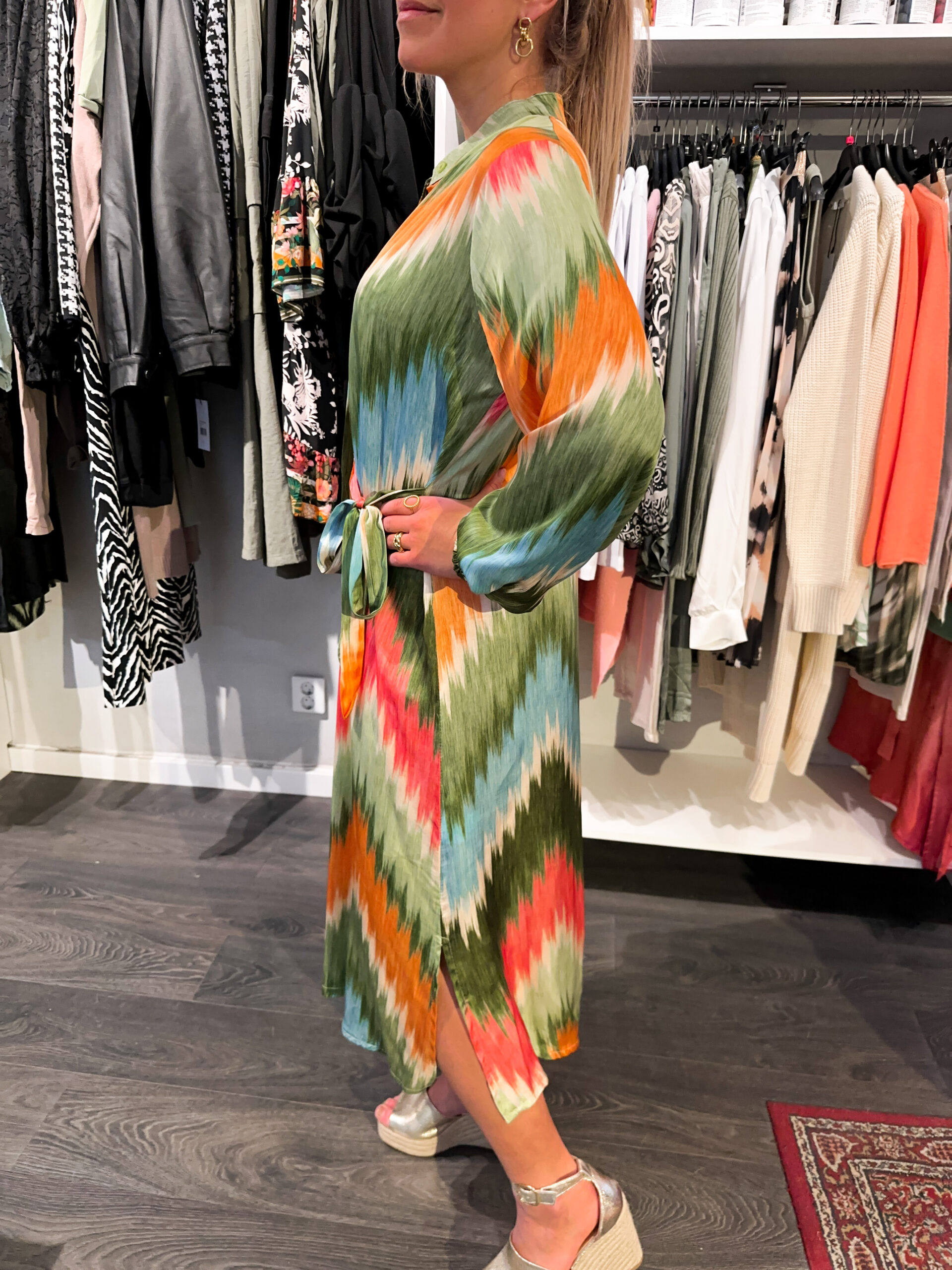 Mönstrad Silkesklänning - Grön - Bild 3